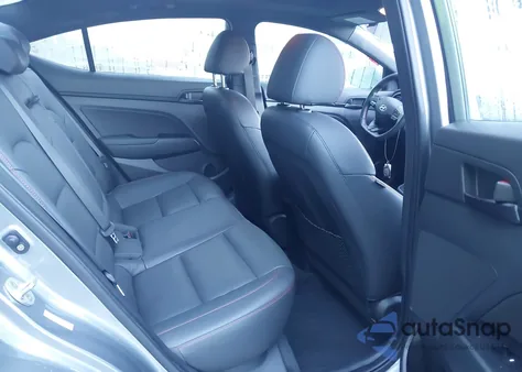 2018 Hyundai Elantra Sport z USA, uszkodzony, nr VIN KMHD04LB2JU529042